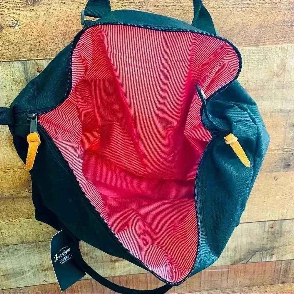 NWT The Journeyman Bag Co Duffle Bag
